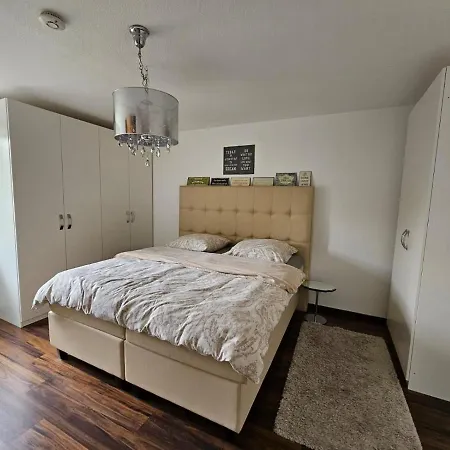 Uebernachten Sie Im Wunderschoenen Weiden Apartment Köln